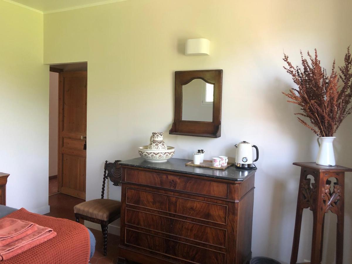 Domaine De Montbarri Acomodação com café da manhã La Tour-sur-Orb Exterior foto